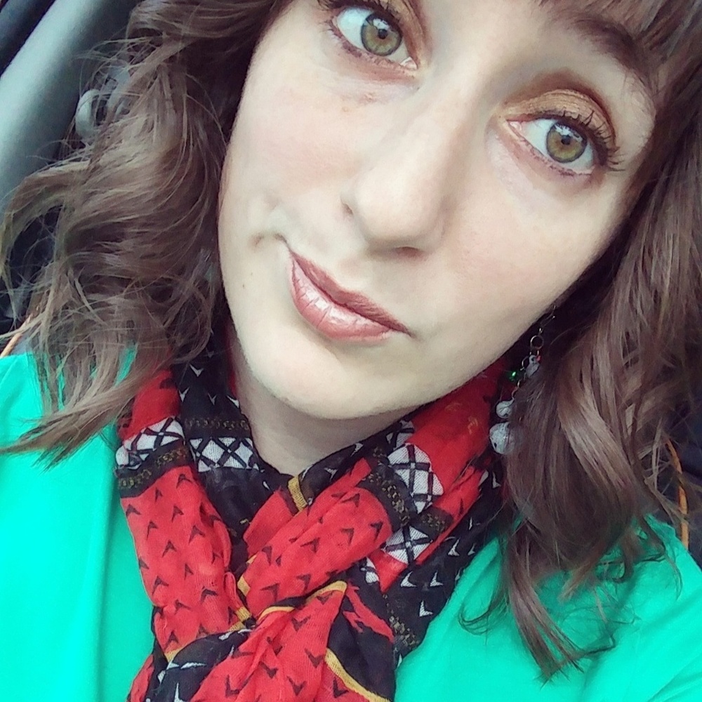 Meet your Posher, Hannah